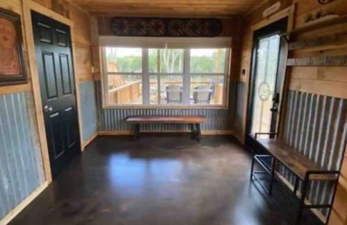 Thomaston House | 1,100ft²★Rapids In Backyard★Firepit★Pool Table★BBQ