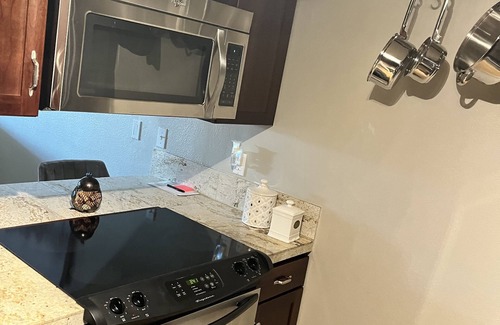 Cherry Creek Condo | Steps from Cherry Creek North Shops - Family & Pet Friendly