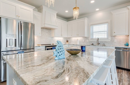 Dauphin Island House | Beautiful Dauphin Island Retreat Steps from the Beach