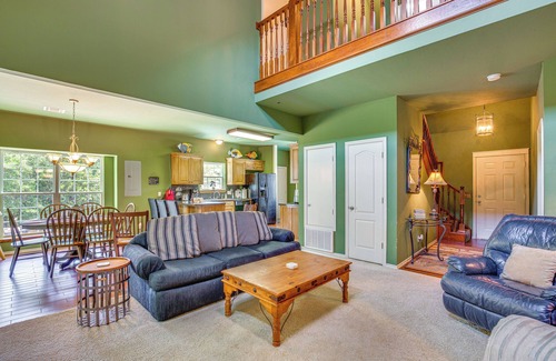 Kingston House | Tranquil Kingston Retreat with Pet-Friendly Amenities