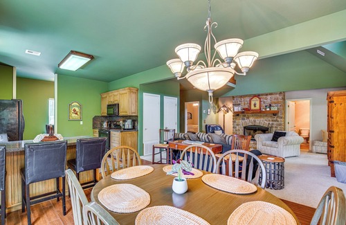 Kingston House | Tranquil Kingston Retreat with Pet-Friendly Amenities