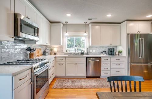 Decatur House | 1/2 mile from Nrs Ranch 3/2 w/fire pit