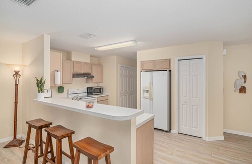 Satellite Beach House | Cozy Townhouse Steps from the Atlantic Ocean - Pet Friendly