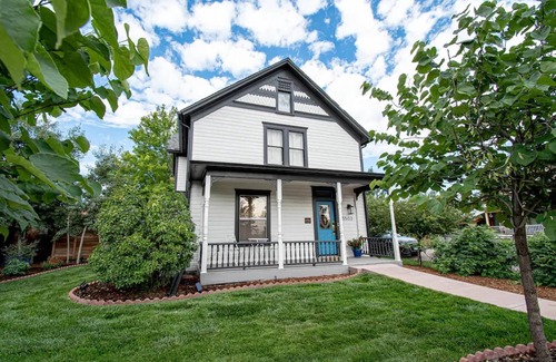 Littleton House | Elegant Garden Retreat: 5 Blocks to Main St Littleton