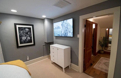 Littleton House | Elegant Garden Retreat: 5 Blocks to Main St Littleton