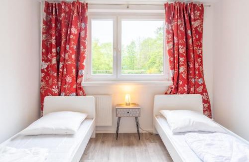 Kolonie Eichenweiler Apartment | Cozy 3-Room Retreat with Balcony and Disney Plus Access