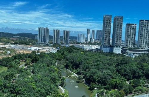 Bukit Jalil Apartment | Family-Friendly 4-Star Home with Greenery View Near Pavilion