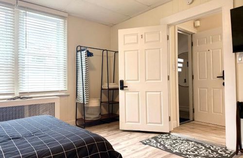 Getty Square House | Cozy Oceanfront Retreat at 1-A in Yonkers, NY