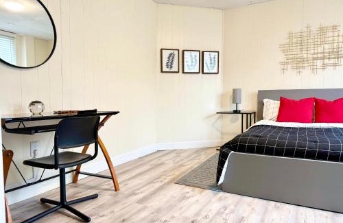 Getty Square House | Cozy Oceanfront Retreat at 1-A in Yonkers, NY