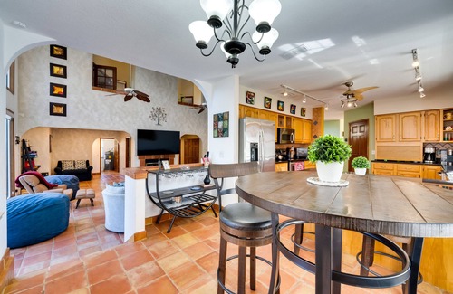 Forest City House | Pet-Friendly Apopka Retreat with Spacious Backyard & Gym