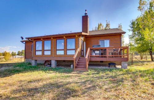 Show Low House | Cozy Pet-Friendly Cabin in Show Low with Fenced Yard