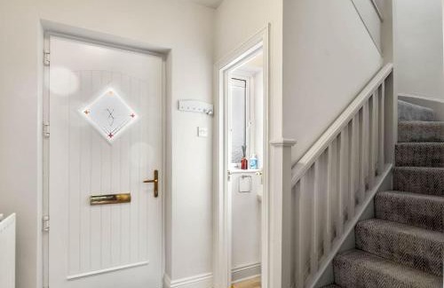 Clifden House | Explore Family-Friendly 4-Star Comfort at An tSean Scoil