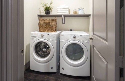 Washington Ave./ Memorial Park Apartment | Cozy 1 Bedroom Apartment Near Washington Ave in Houston
