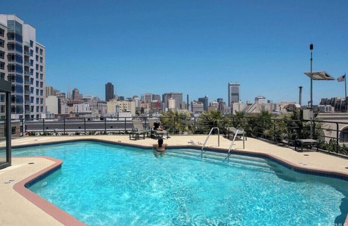 Western Addition Condo | Elegant 1-Bed Condo with Scenic Views, Pool & Spa Access