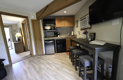 Mancelona Condo | Mountain View Retreat with Pools and Spa Amenities