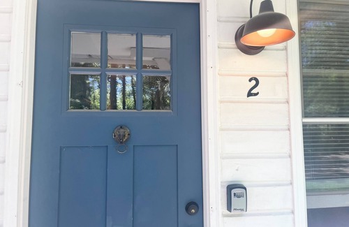 Union Pier House | Pet-Friendly Retreat Steps from Beach and Downtown