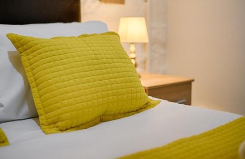 Gorseinon Apartment | Family-Friendly Stay at Alexandra Cottage for Memorable Getaways