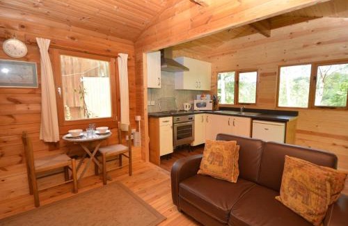 Oakfordbridge House | Cozy 1 Bed Retreat in Dulverton - Family-Friendly Stay