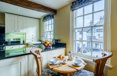 Hawkshead House | Relaxing Retreat: 1 Bed in Hawkshead Village, 10/10 Rated