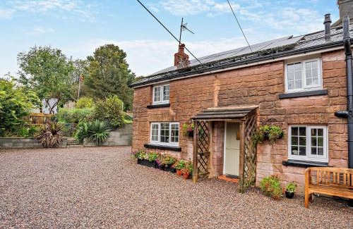 Kidwelly House | Relaxing 1 Bed Retreat in Kidwelly - Pet Friendly Stay