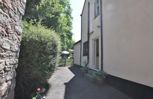 Kilve House | Top-Rated 1 Bed Retreat in Kilve – Pet & Child Friendly