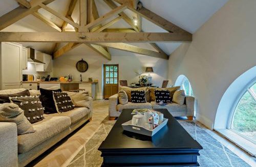 Northallerton House | Inviting 1 Bed Retreat in Kirkby Fleetham with Hot Tub