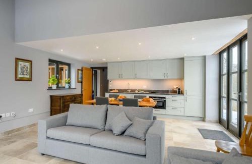 Sandy House | Cozy 1 Bed Retreat in Little Gransden - Family Friendly