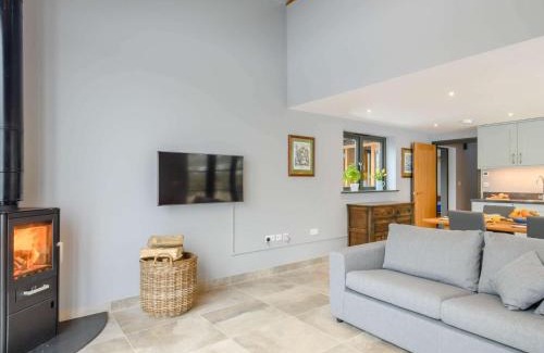 Sandy House | Cozy 1 Bed Retreat in Little Gransden - Family Friendly