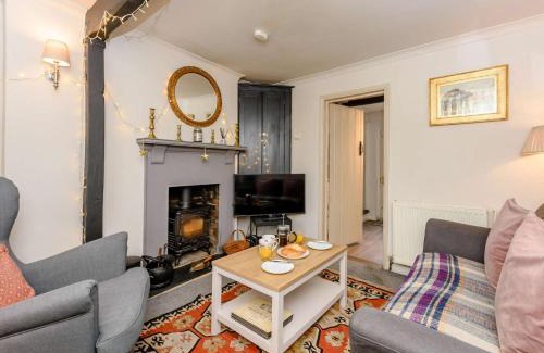 Tenterden House | Comfortable 1 Bed Accommodation in Tenterden for Families