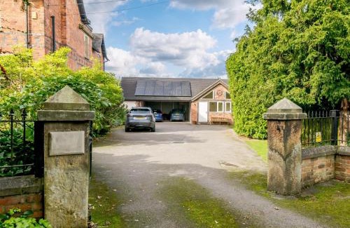 Turnditch House | Stylish 1 Bed Retreat in Turnditch with Kitchen Access