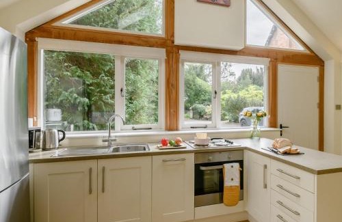 Turnditch House | Stylish 1 Bed Retreat in Turnditch with Kitchen Access