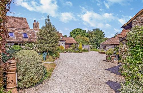 Wedmore House | Cozy 1 Bed in Wedmore - Perfect for Families and Pets