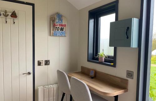 Corofin Ski Chalet | Eco-Friendly Burren Garden Glamping Hut with Hot Tub