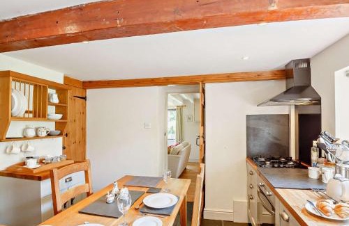 Trefriw House | Cozy 1-Bed Retreat in Trefriw, North Wales