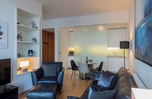 Plymouth Apartment | Modern Comfort at Pureserviced 13 Brewhouse - Rated 9.2/10