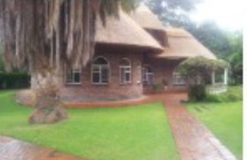 Harare East Cabin | Inviting 1-Bedroom Suite with Ensuite, Ideal for Families