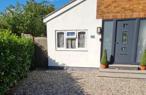 Old Harlow Apartment | Cozy 1 Bed Annex Just 2 Mins from Harlow Mill Station