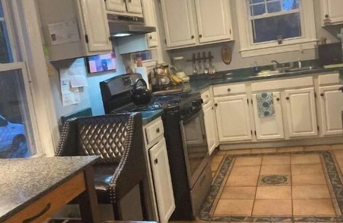 Millbury Apartment | Cozy New England Apartment for Couples with Breakfast Included
