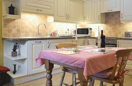 Lockton Cottage | Idyllic 1 Bedroom Retreat in Lockton, Close to Pickering