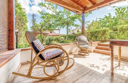 Porto Palo House | Cozy 1 Bedroom Retreat with Kitchen in Menfi AG