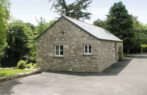 Saint Erth Praze Cottage | Perfect Oceanfront 1 Bedroom in Breage, Near Helston