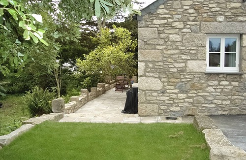 Saint Erth Praze Cottage | Perfect Oceanfront 1 Bedroom in Breage, Near Helston
