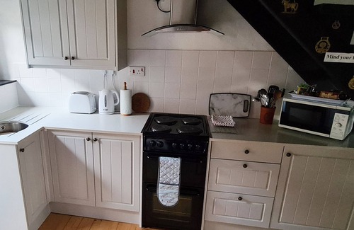 North Buckland Cottage | Cozy 1 Bedroom Retreat in Willingcott Valley, Woolacombe