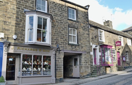 Pateley Bridge Cottage | Top-Rated 1 Bedroom Retreat in Pateley Bridge with Kitchen