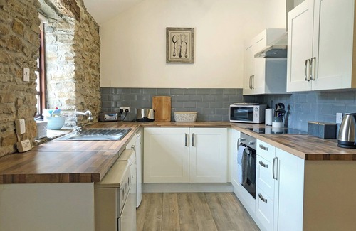 Cutthorpe Cottage | Premier 1 Bedroom Retreat in Cutthorpe, Near Chesterfield