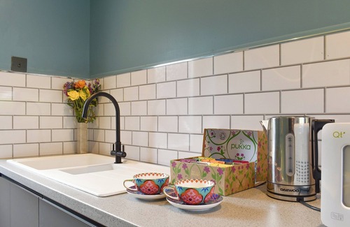 Freshwater Cottage | Cozy 1 Bedroom Retreat in Pet-Friendly Freshwater