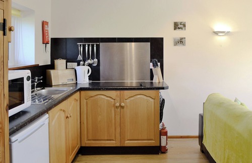 Littlebredy Cottage | Welcoming Dorset Hotel: Family-Friendly Stay with Great Amenities