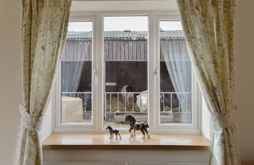 Middlewich Cottage | Cozy 1 Bedroom Retreat in Byley, Near Middlewich