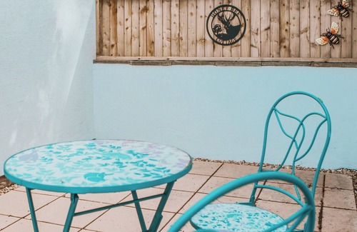 Kingswood Cottage | Cozy 1 Bedroom Accommodation in Groes-pluen, Near Welshpool