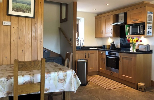 Lancaster Cottage | Cozy 1 Bedroom Getaway in Quernmore near Lancaster